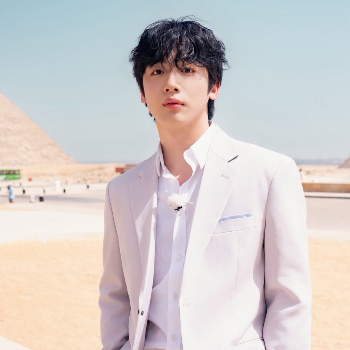 Behind-the-scenes cut of Kim Yohan