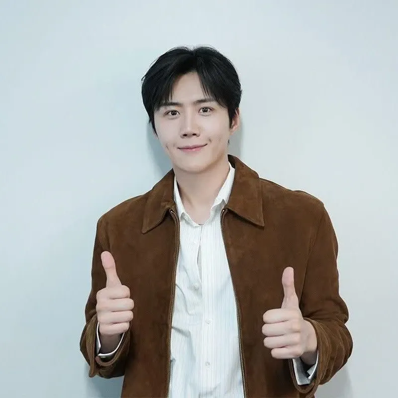 Behind-the-scenes cut of Kim Seonho