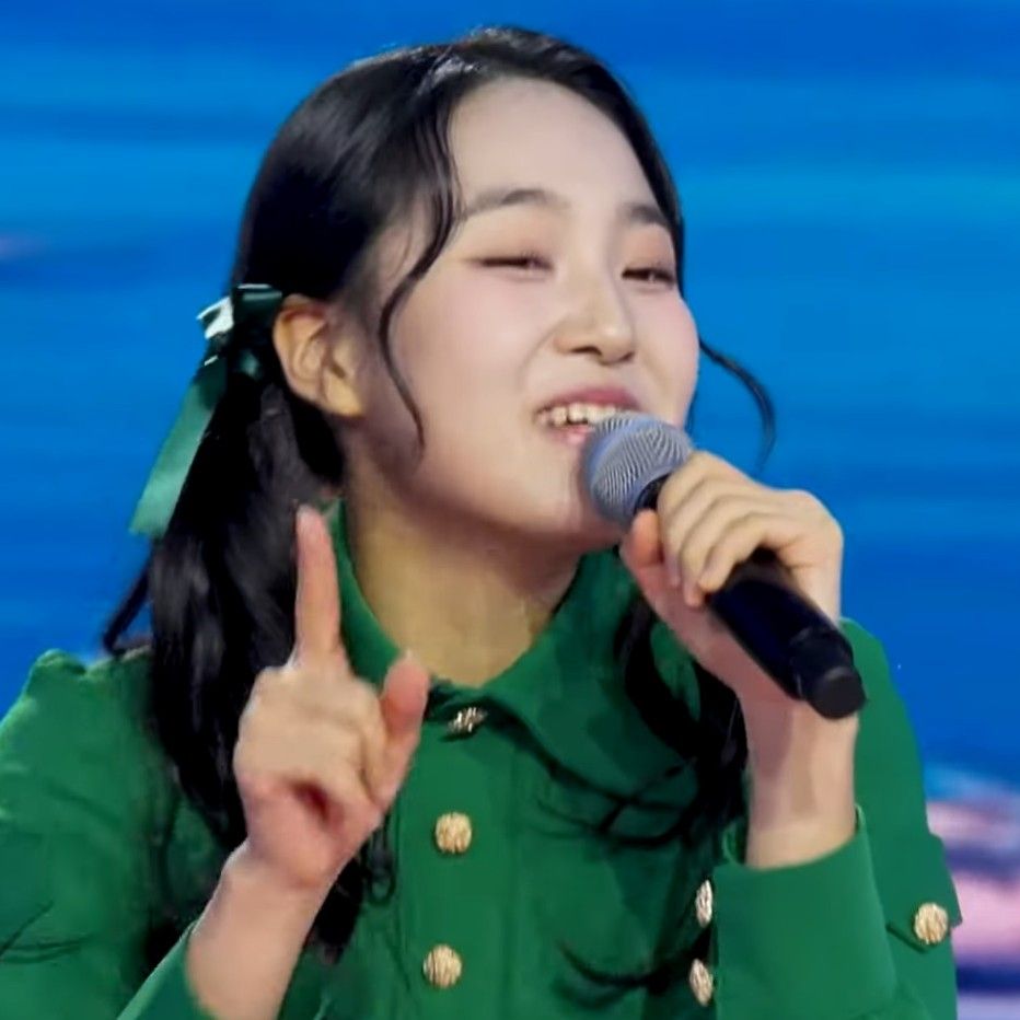 粉丝拍下的金泰延瞬间