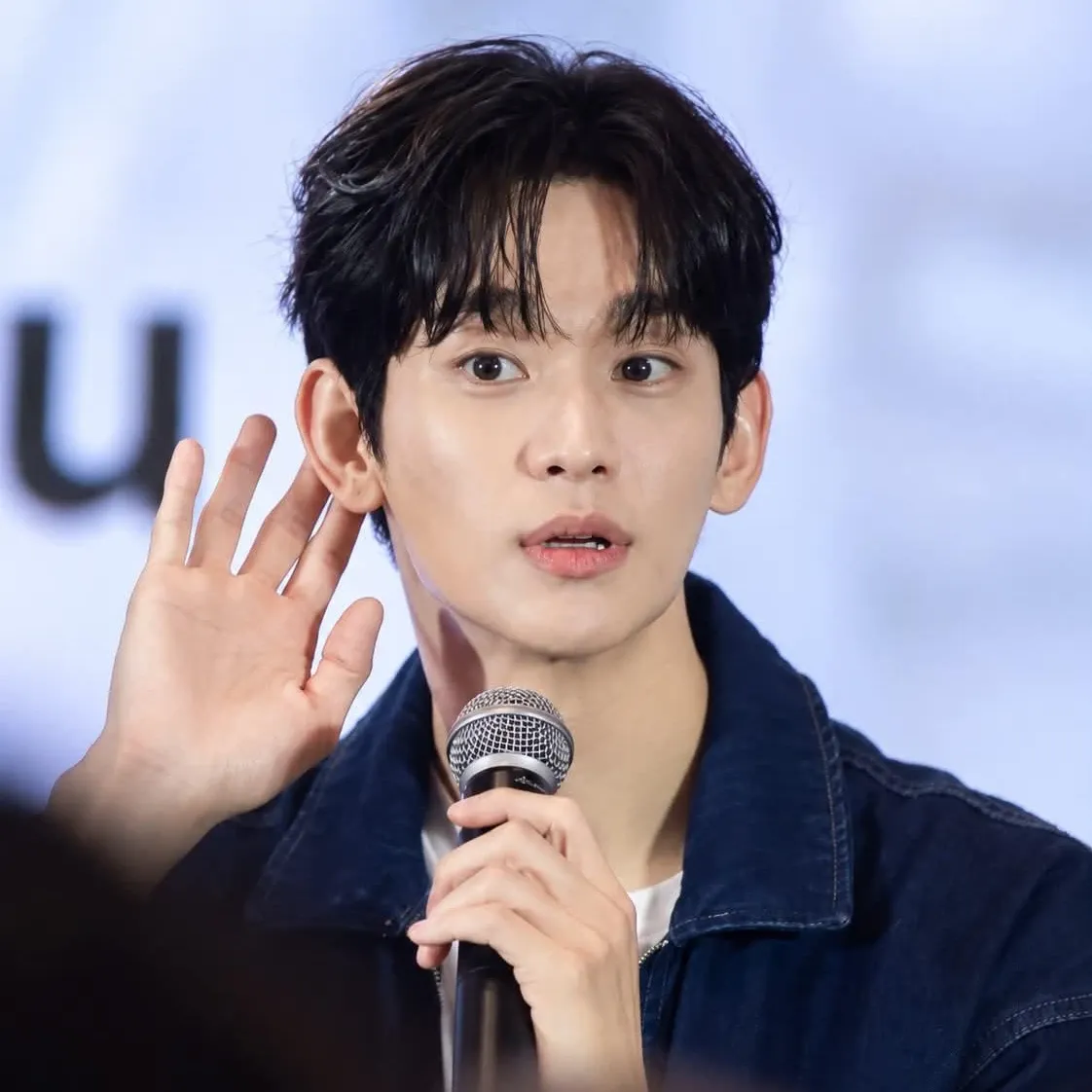 Behind-the-scenes cut of Kim Soohyun