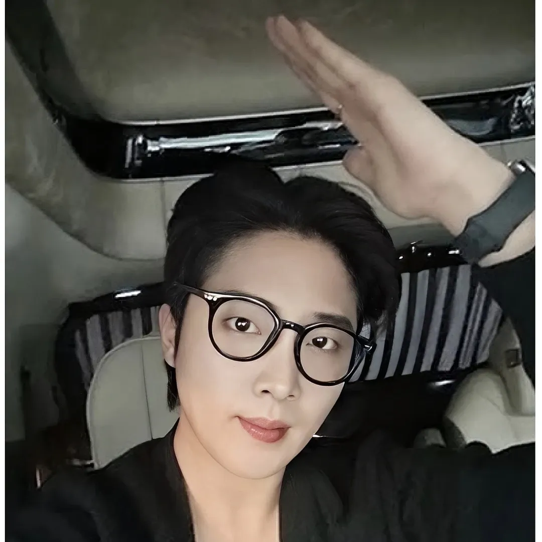 Latest photo of Hwang Yunsung