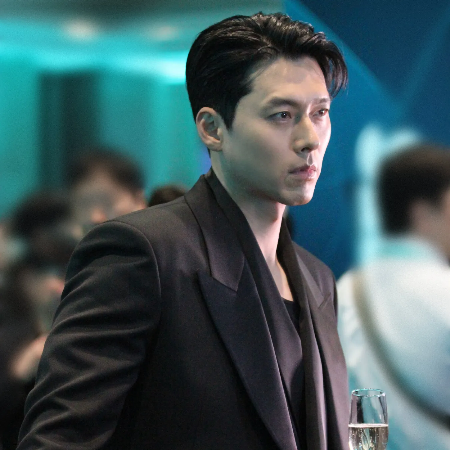Foto kegiatan terbaru dari Hyun Bin