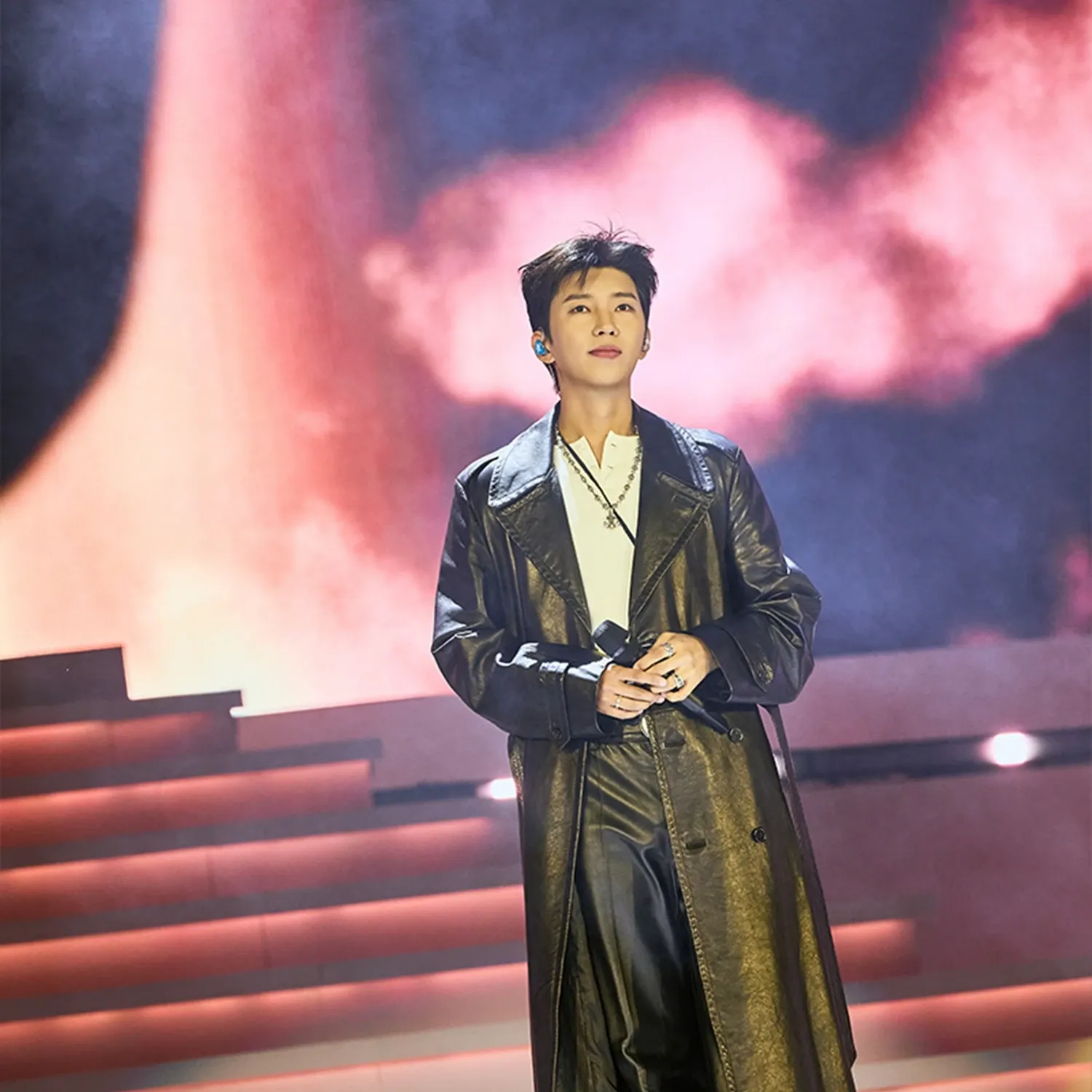 Latest photo of Lim Youngwoong