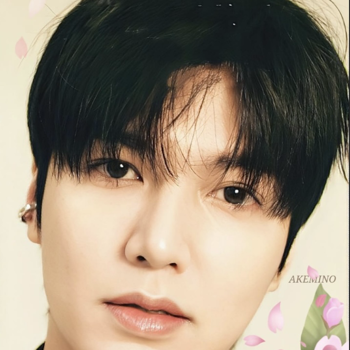 Recent activity shot of Lee Minho