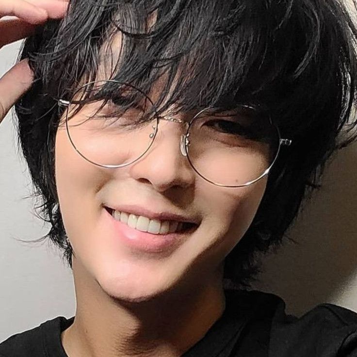 Recent activity shot of Lee Joongi