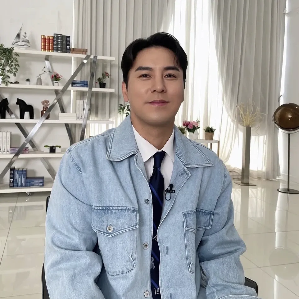 Foto kegiatan terbaru dari Jang Minho