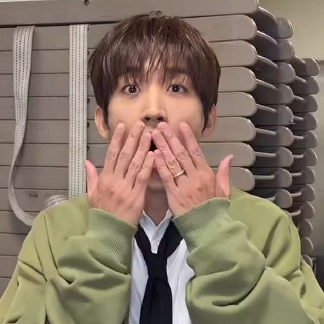 粉絲拍下的李承允瞬間