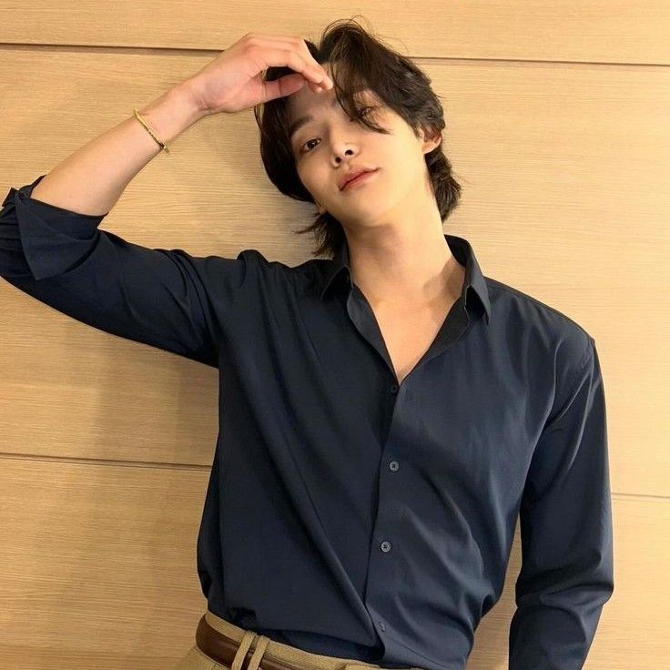 Cuplikan di balik layar dari Rowoon