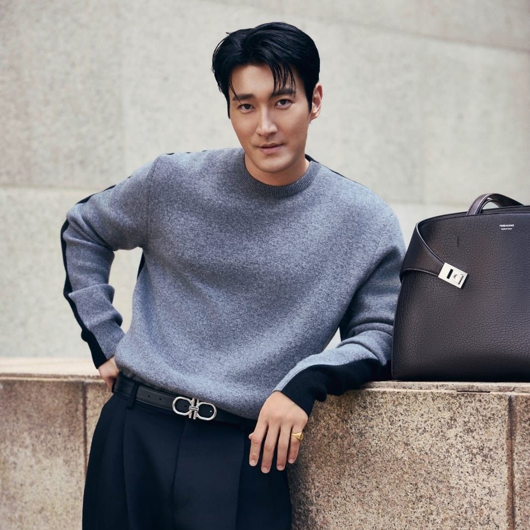 Latest photo of Choi Siwon