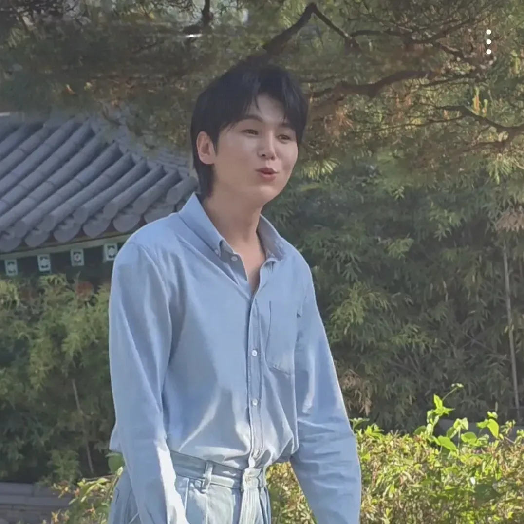 Behind-the-scenes cut of Kim Junsu (1991)