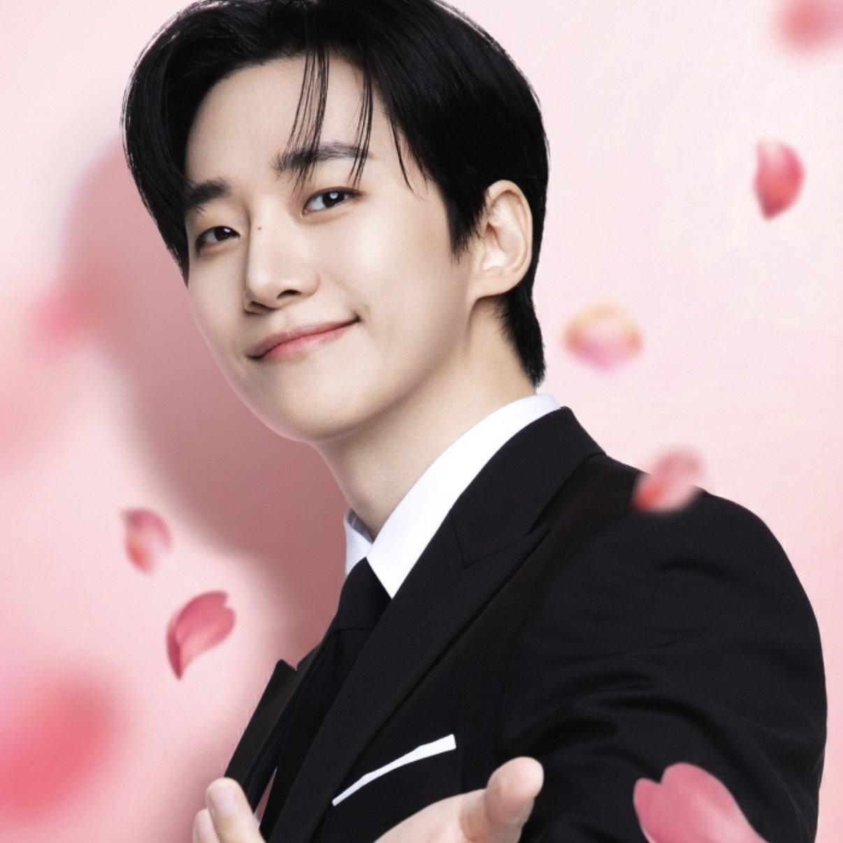 李俊昊的最新照片