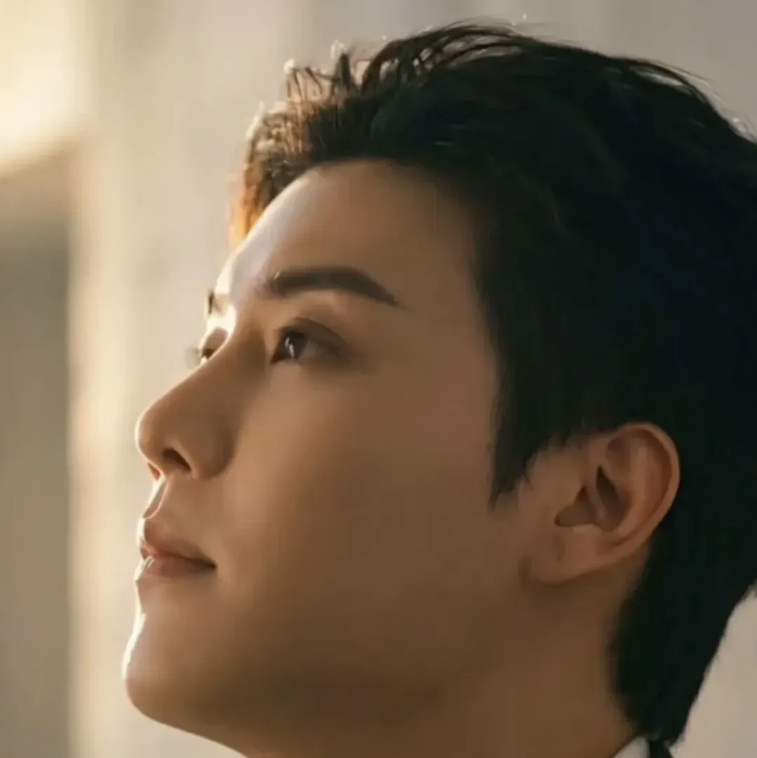 Behind-the-scenes cut of Jin Haesung