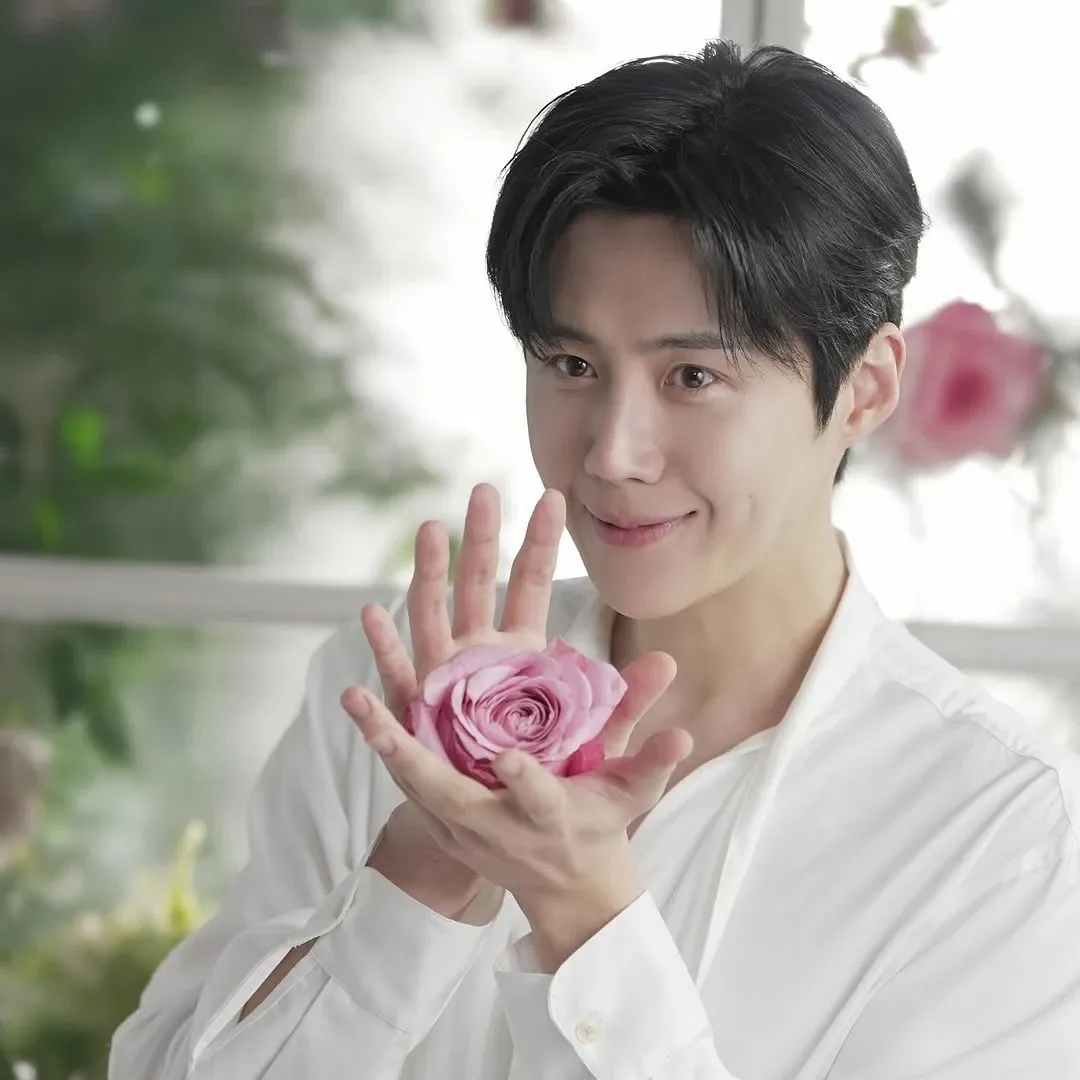 Cuplikan di balik layar dari Kim Seonho