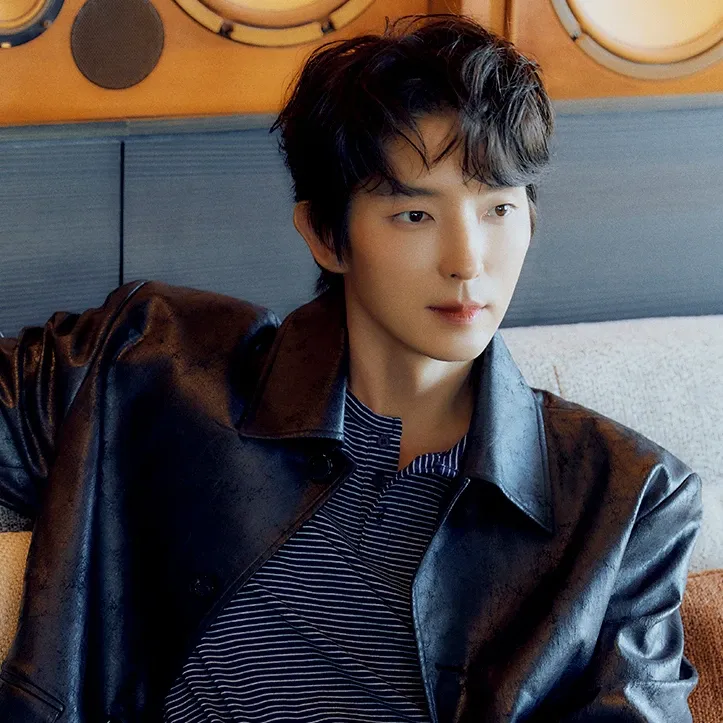 Recent activity shot of Lee Joongi