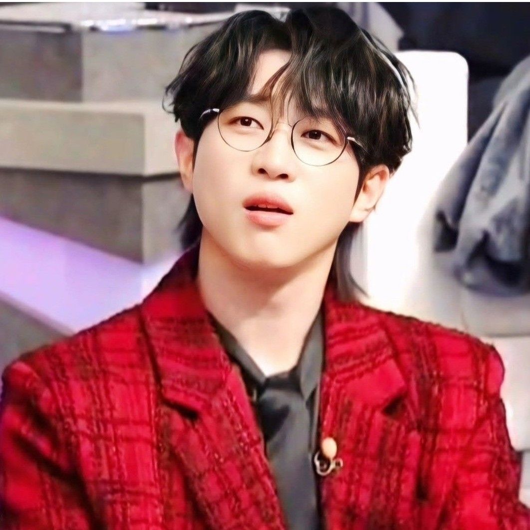 Recent activity shot of An Sunghoon