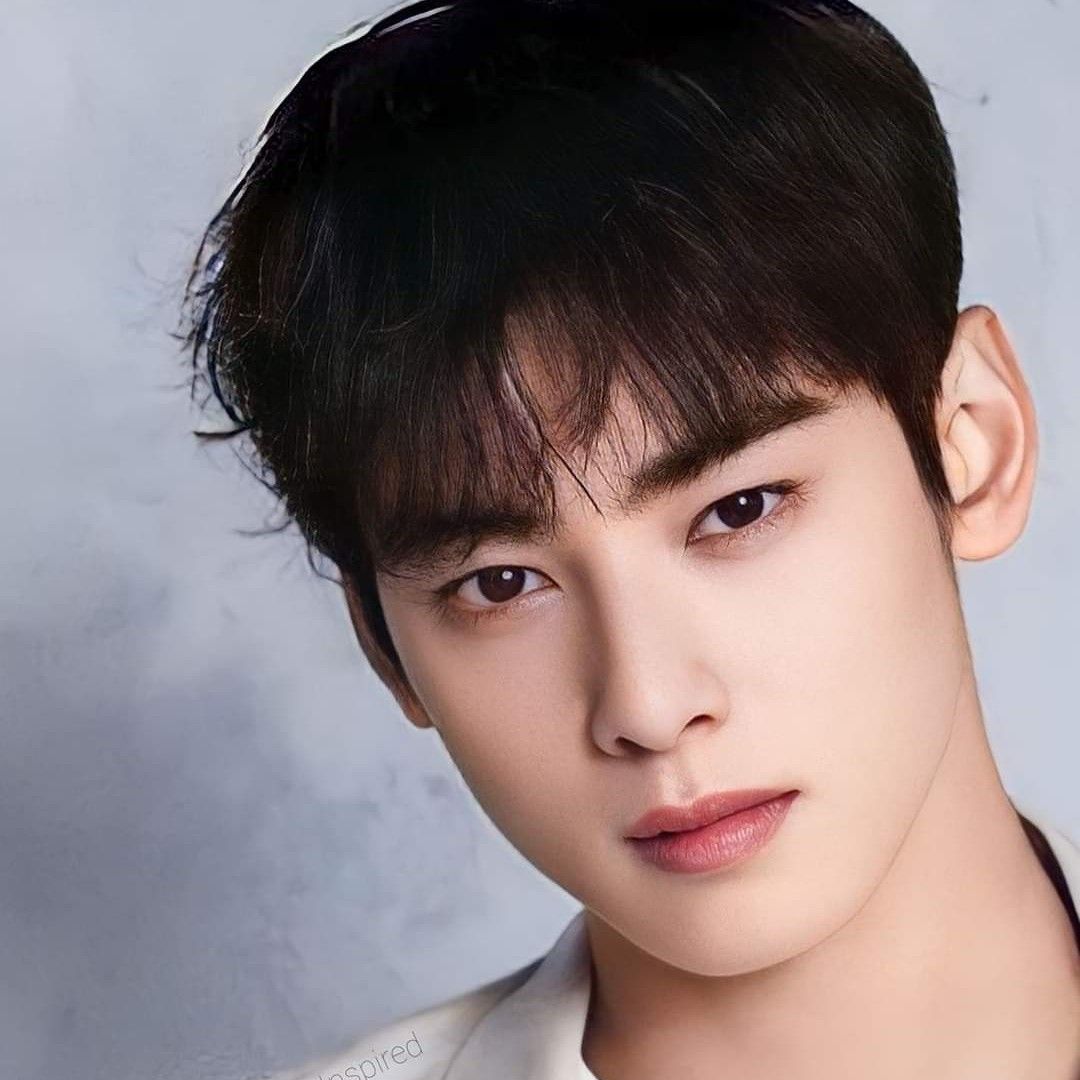 Momen yang diabadikan oleh penggemar Cha Eunwoo