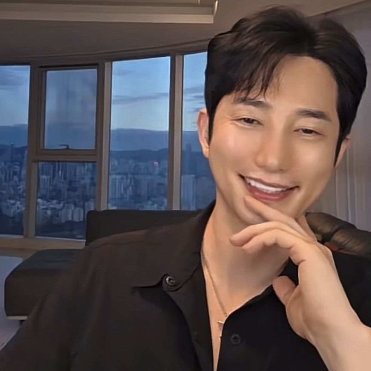 Recent activity shot of Park Sihoo