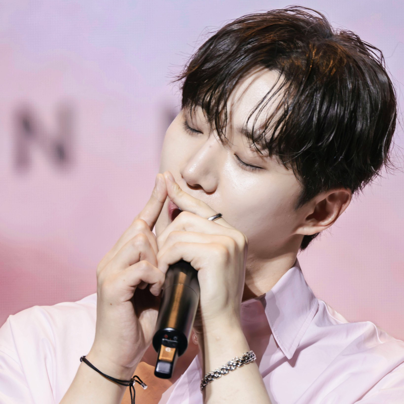 이준호의 비하인드 컷