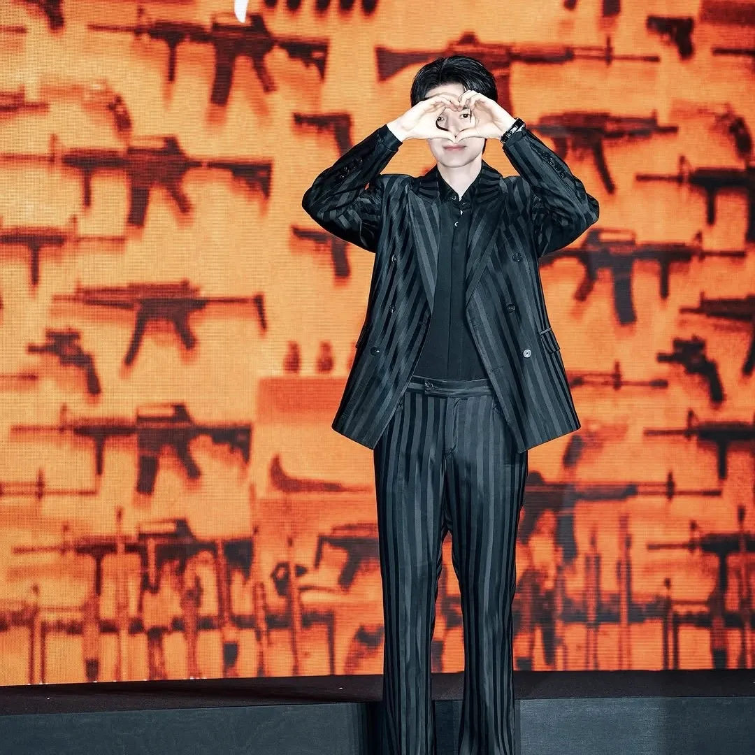 Momen yang diabadikan oleh penggemar Lee Dongwook