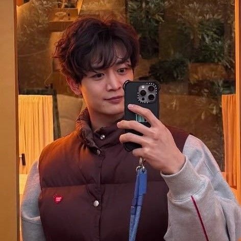 Behind-the-scenes cut of Choi Minho