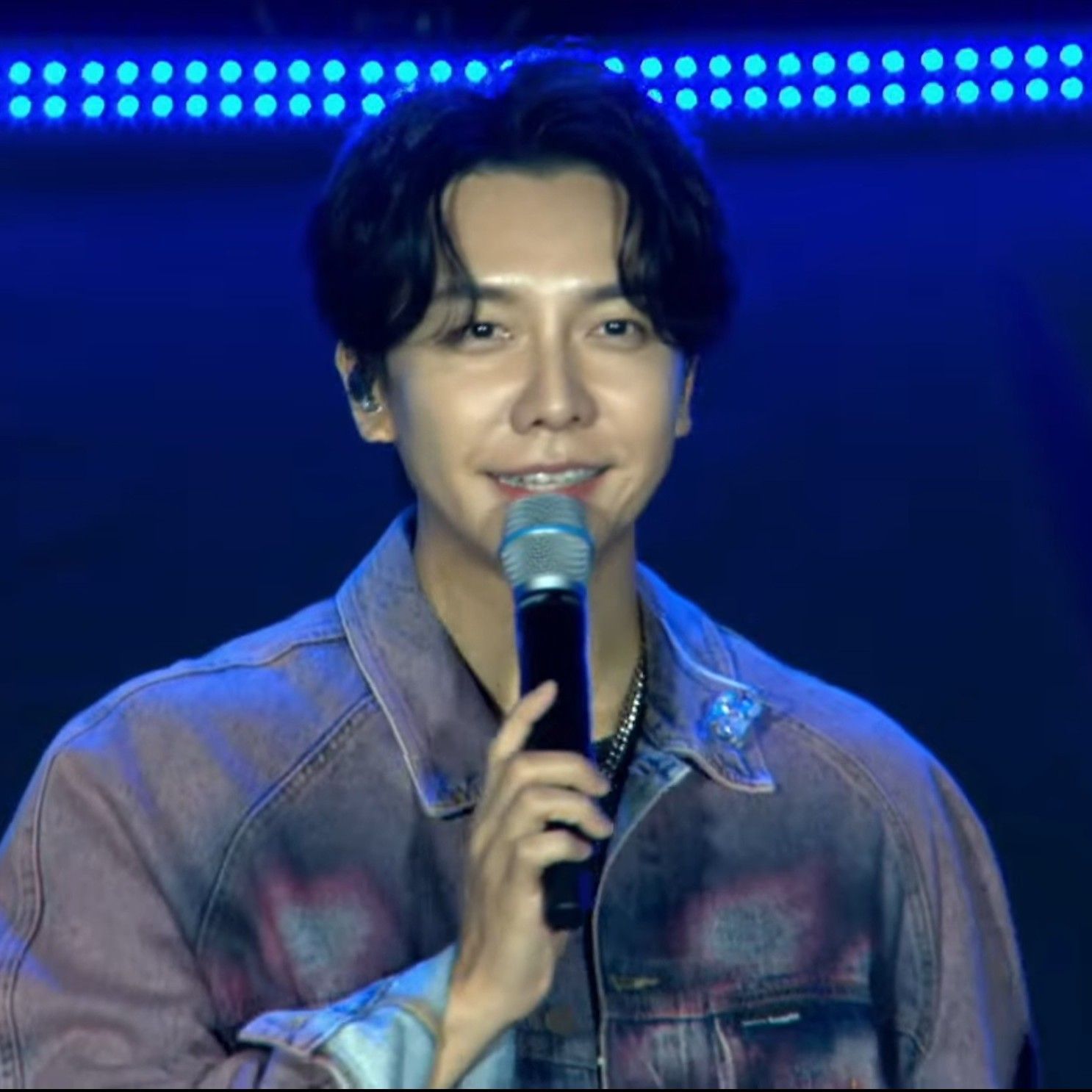 イ・スンギの最近の活動ショット