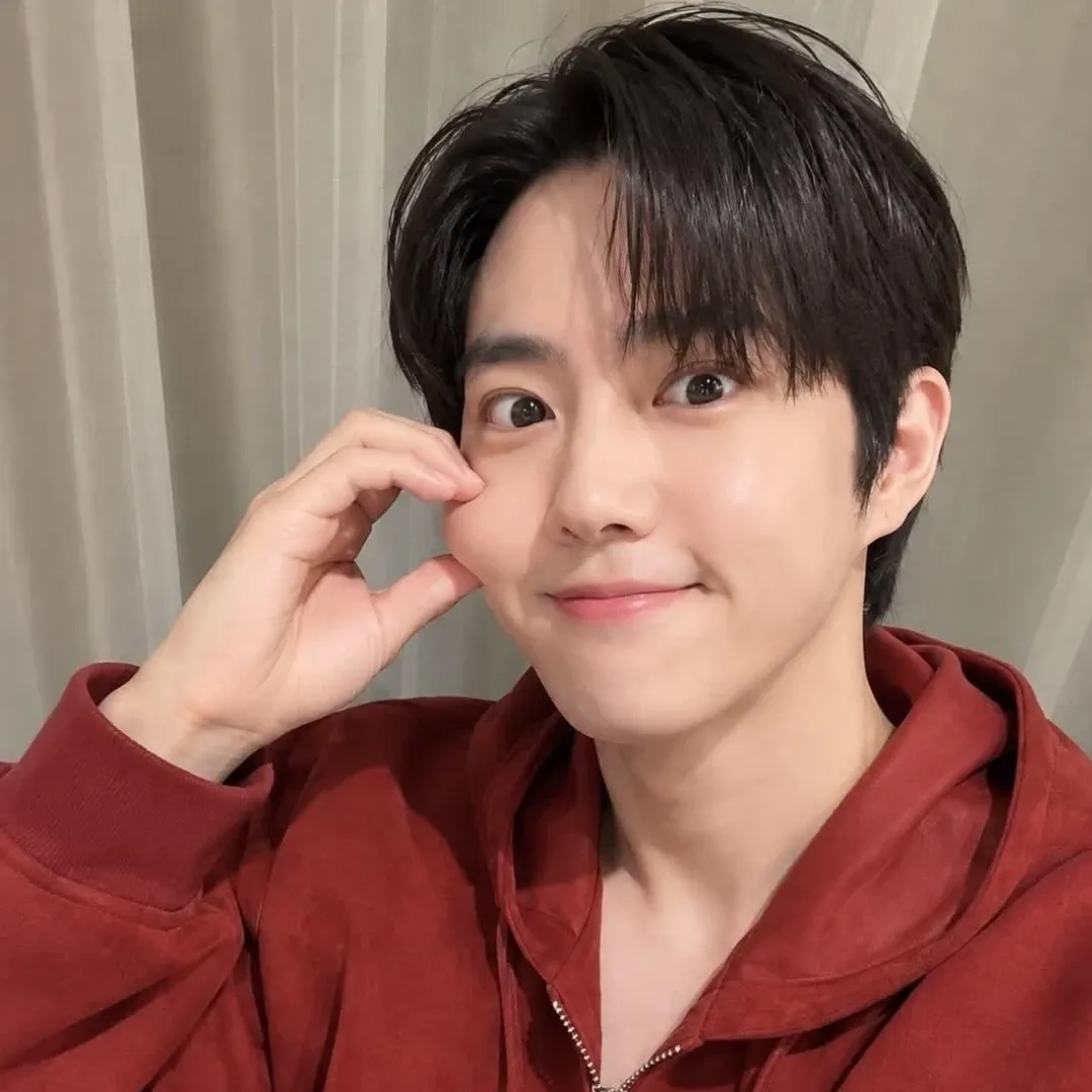 Latest photo of Suho