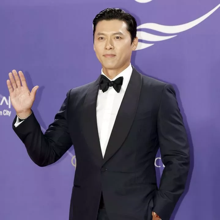 Cuplikan di balik layar dari Hyun Bin