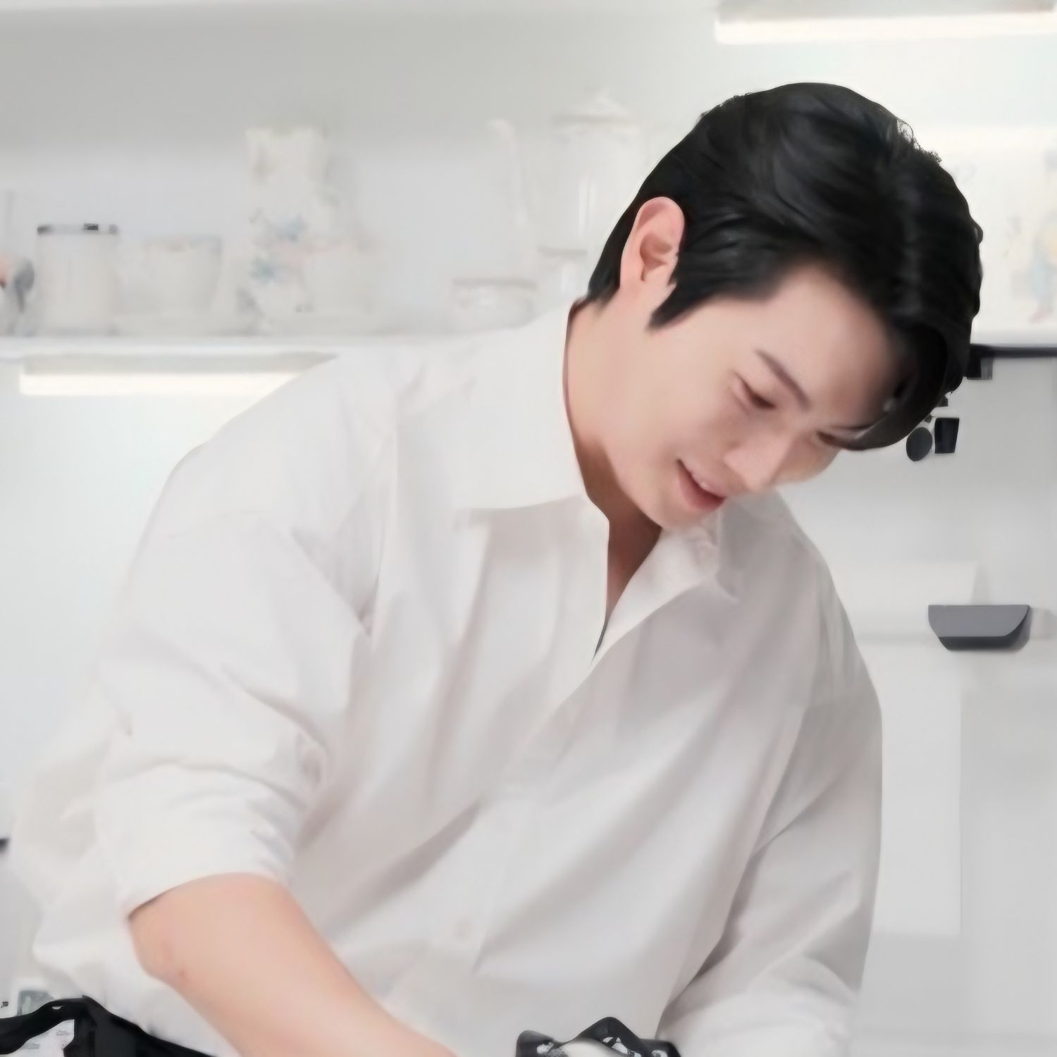 Behind-the-scenes cut of Son Taejin