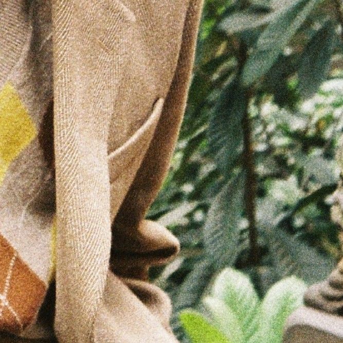 Recent activity shot of Zhou Yiran