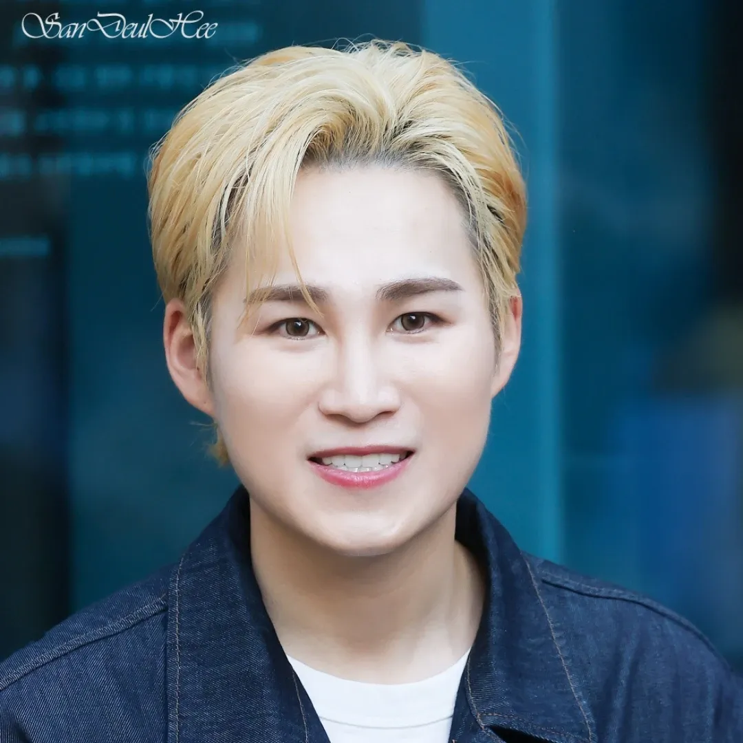 A moment captured by a fan of Kim Heejae