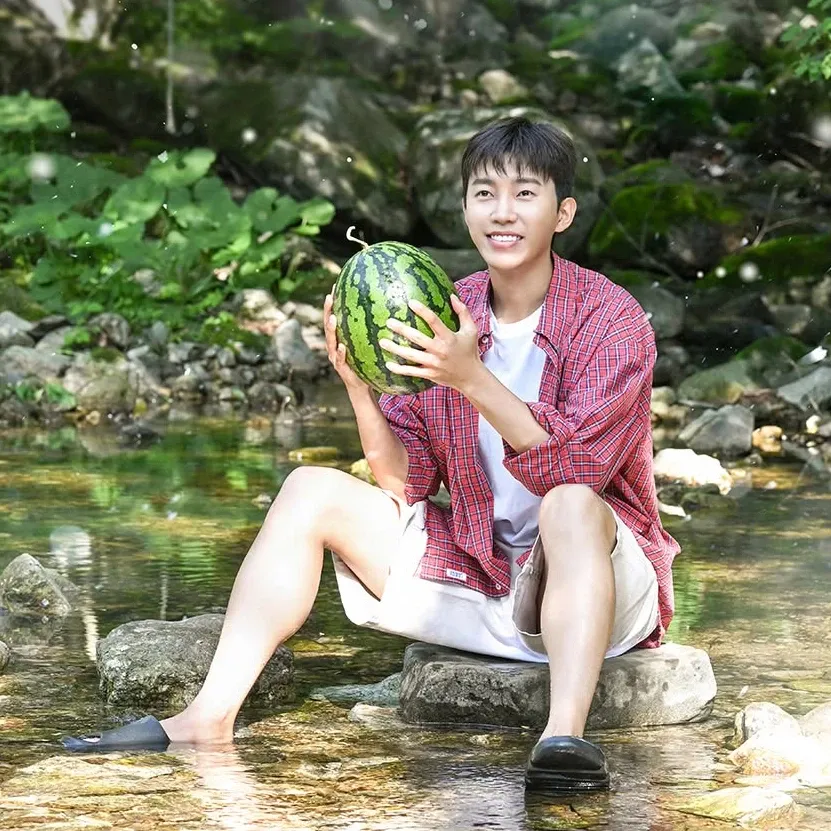 Cuplikan di balik layar dari Lim Youngwoong