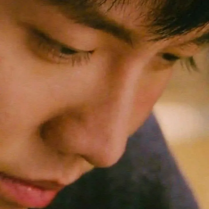 Behind-the-scenes cut of Lee Seunggi