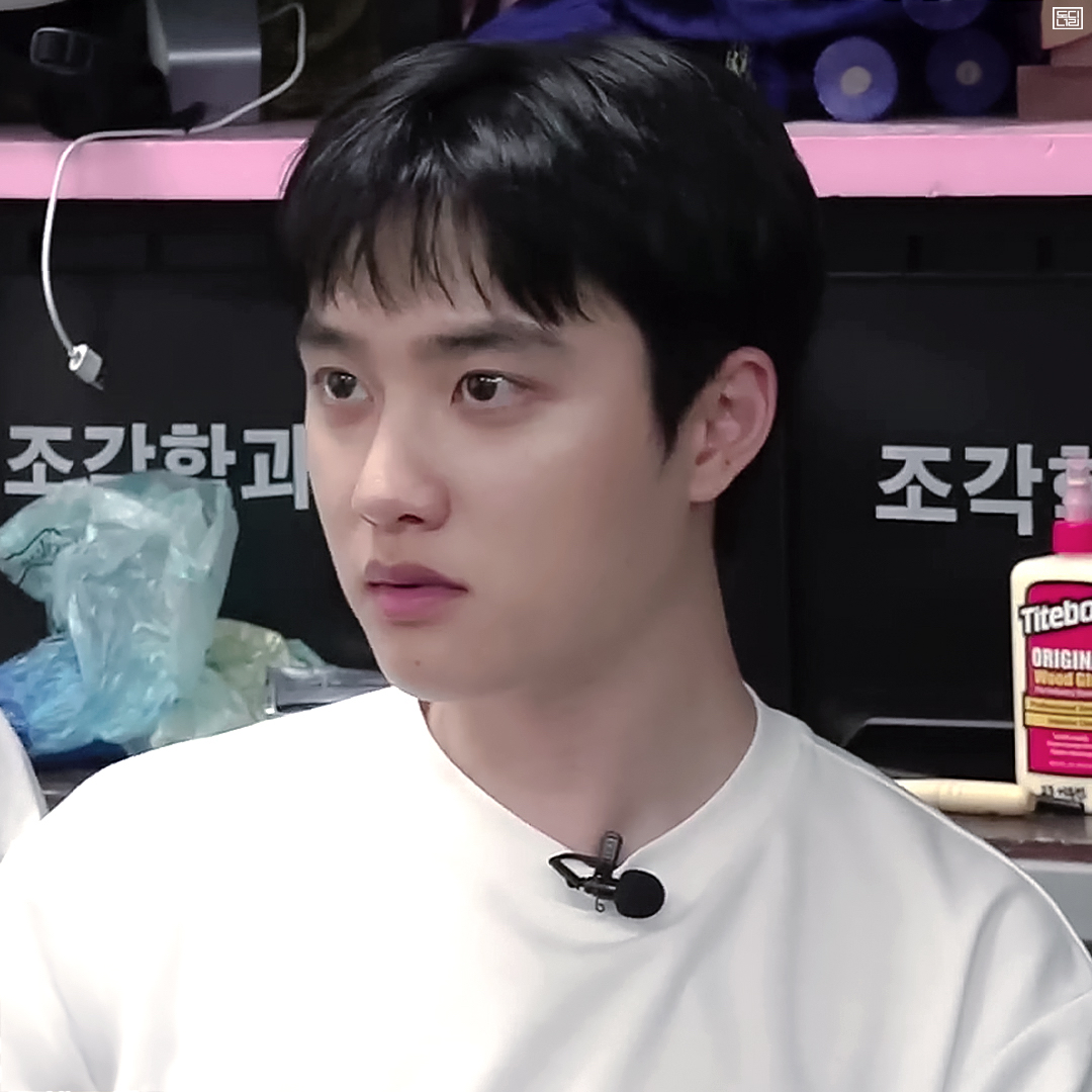 Cuplikan di balik layar dari Doh Kyungsoo (D.O.)