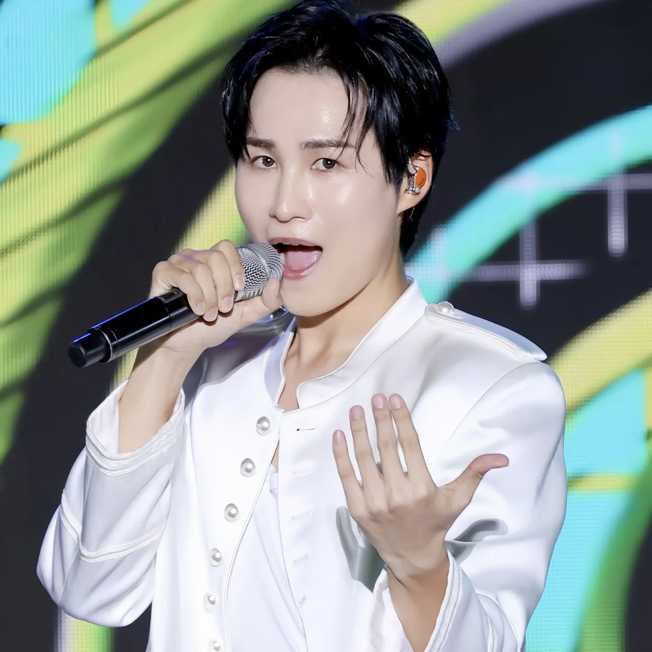 Foto kegiatan terbaru dari Kim Heejae