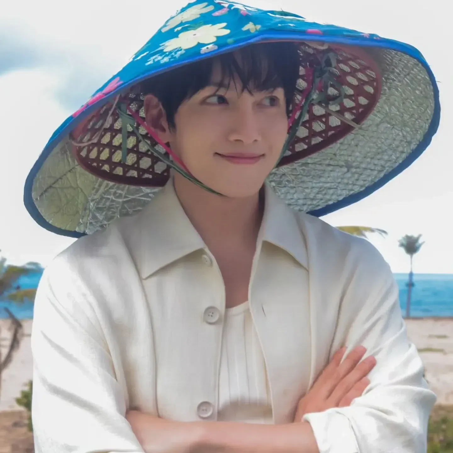 Behind-the-scenes cut of Ji Changwook
