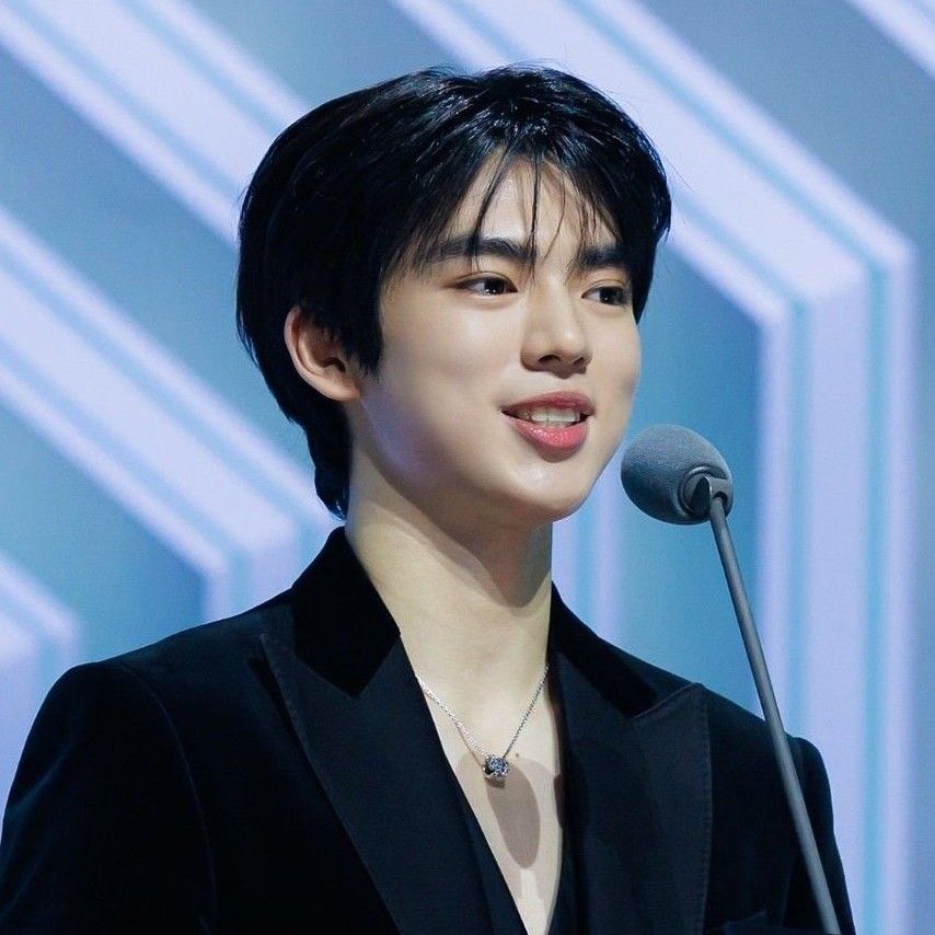 Behind-the-scenes cut of Cha Junhwan