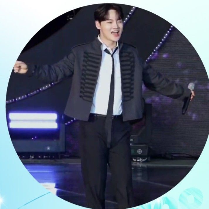 박서진의 비하인드 컷