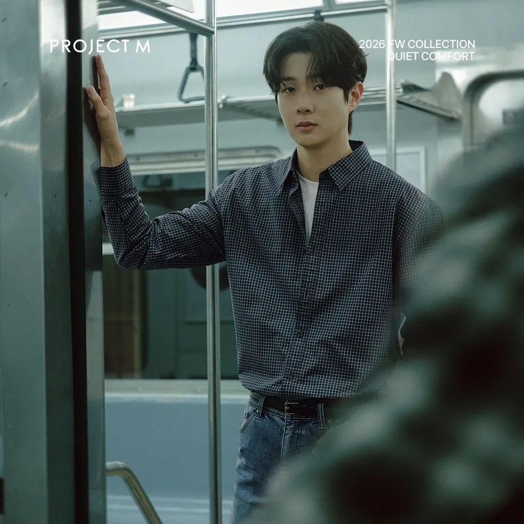 A moment captured by a fan of Choi Wooshik
