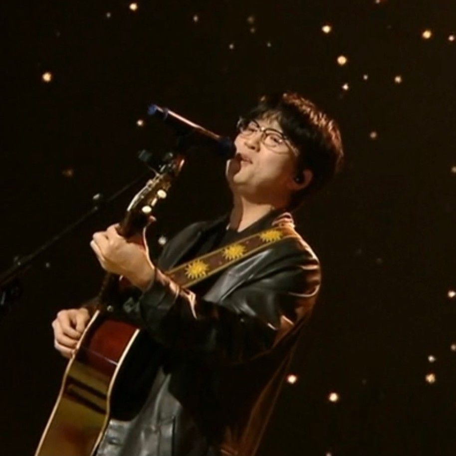 Recent activity shot of Bak Changgeun