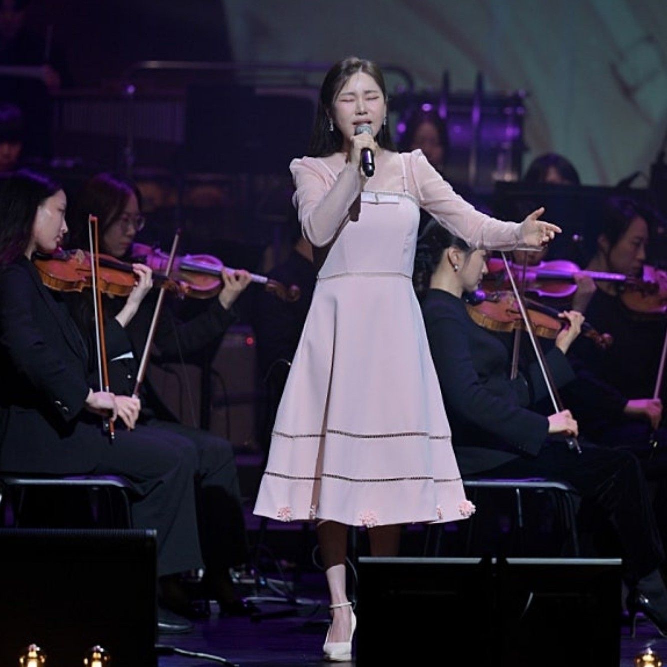 宋歌人的近期活动照