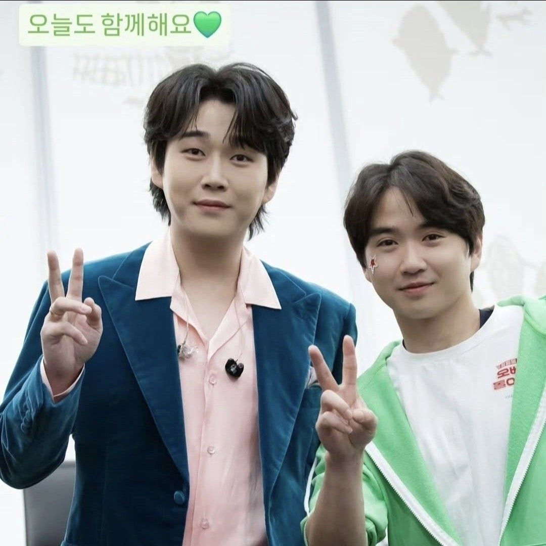 Behind-the-scenes cut of Hwang Youngwoong