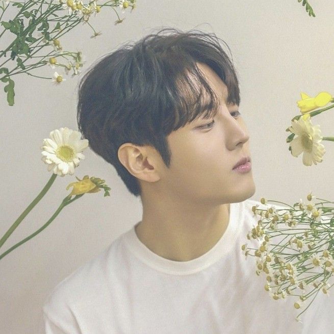 金俊賢的最新照片