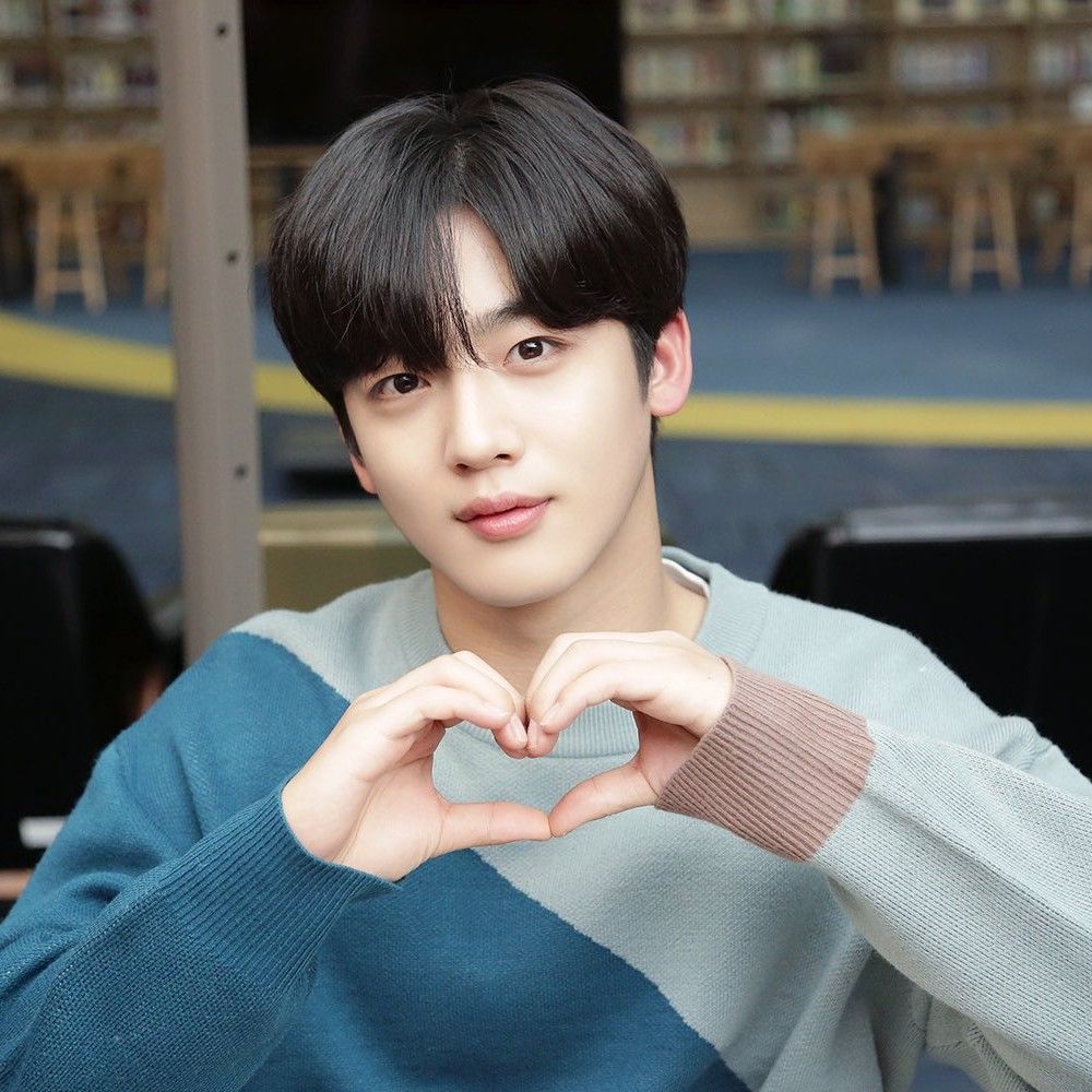 Behind-the-scenes cut of Kim Yohan