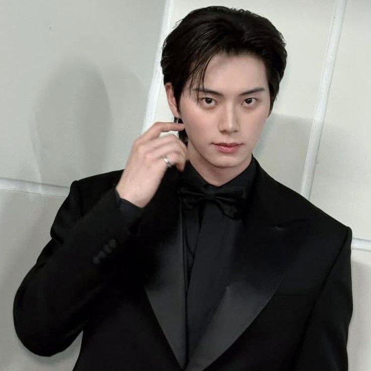 Latest photo of Lee Chaemin