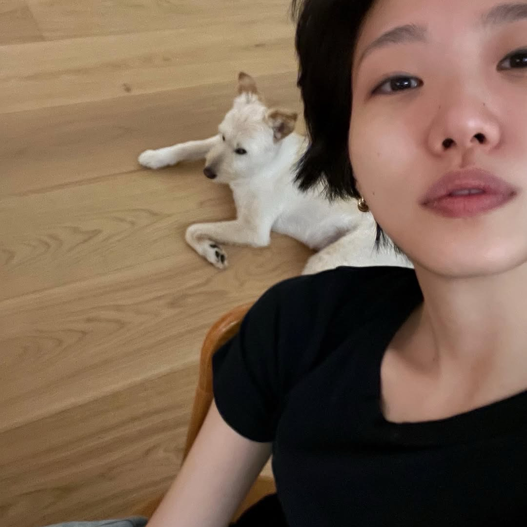 Behind-the-scenes cut of Kim Goeun