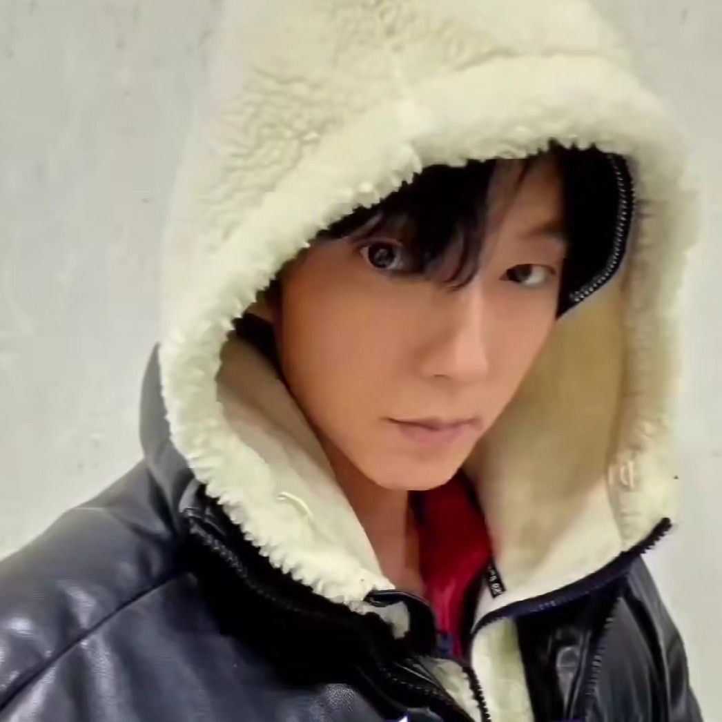 Recent activity shot of Lee Joongi