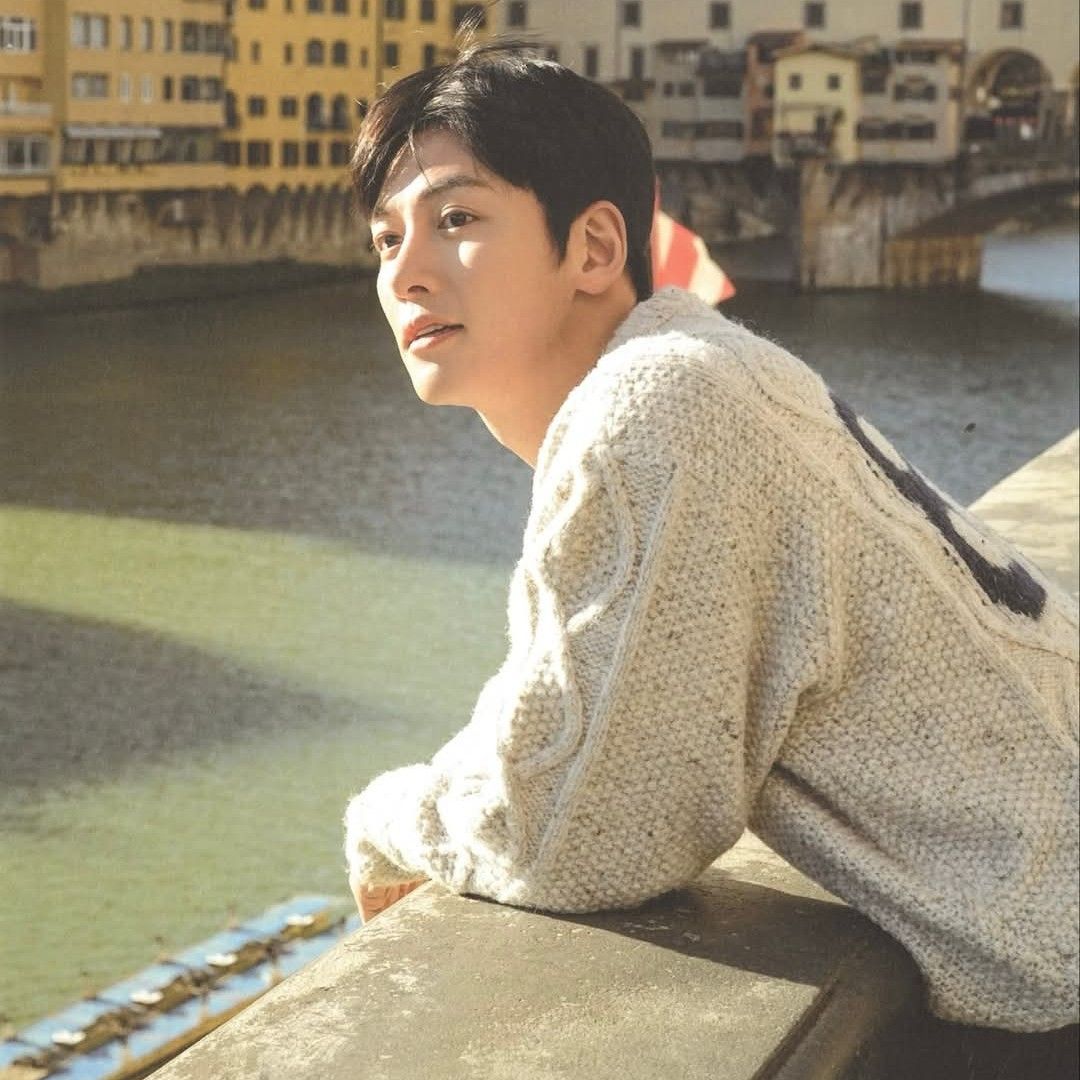 チ・チャンウクの最近の活動ショット