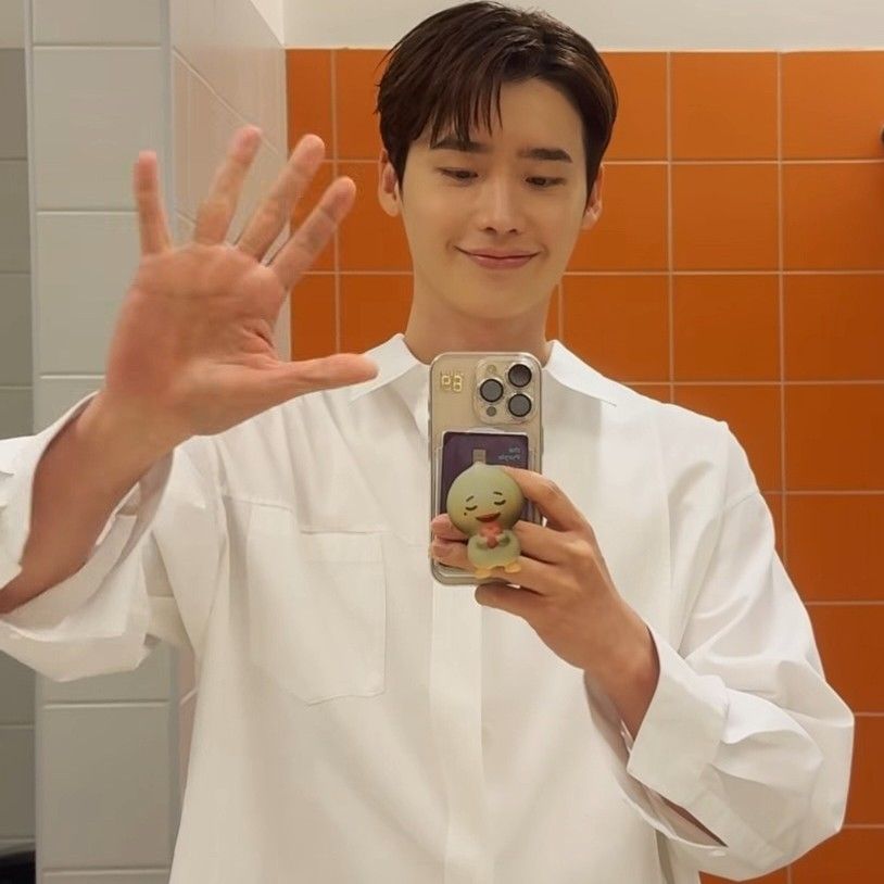 李鍾碩的近期活動照