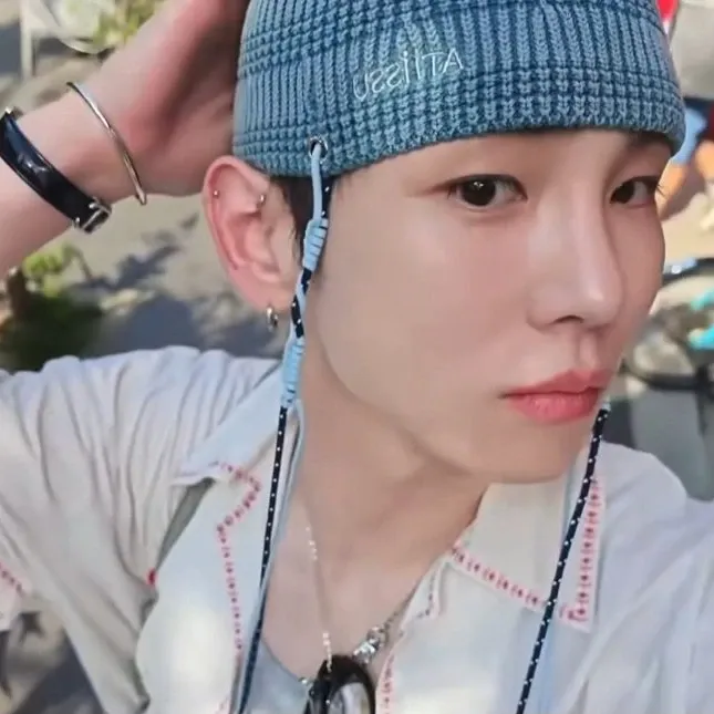 A moment captured by a fan of Key