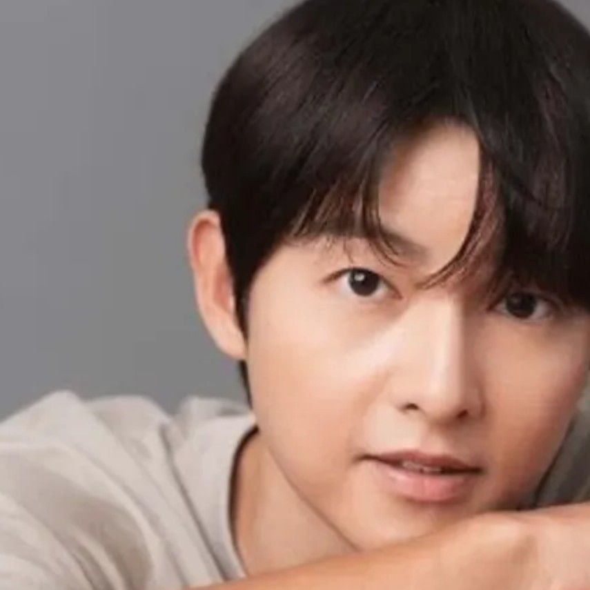 Momen yang diabadikan oleh penggemar Song Joongki